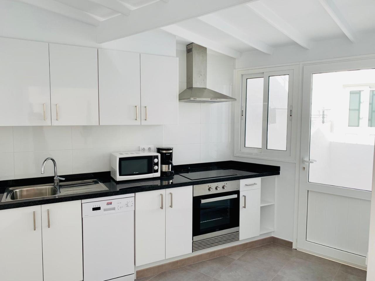 Apartamentos Zalabar Tías Kültér fotó