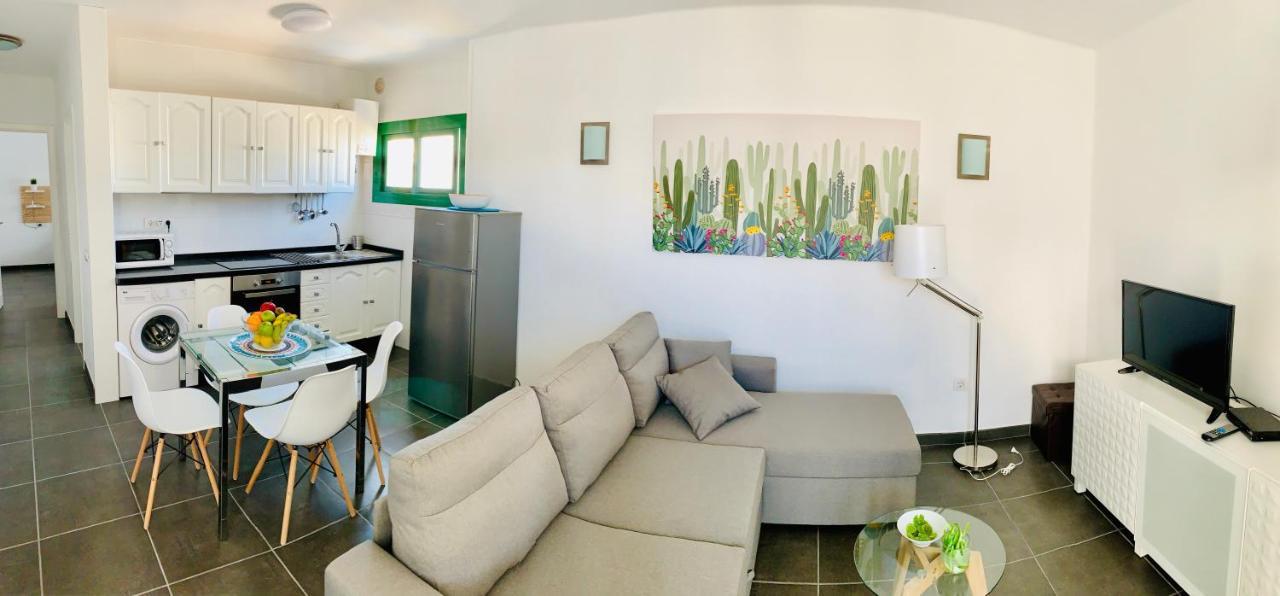 Apartamentos Zalabar Tías Kültér fotó
